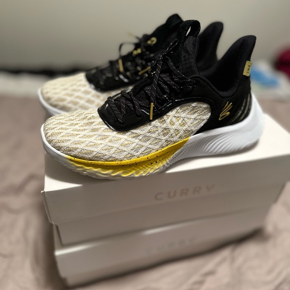 Under Armour- Curry 9- Size 11.5- Yellow and Black - Picture 1 of 5